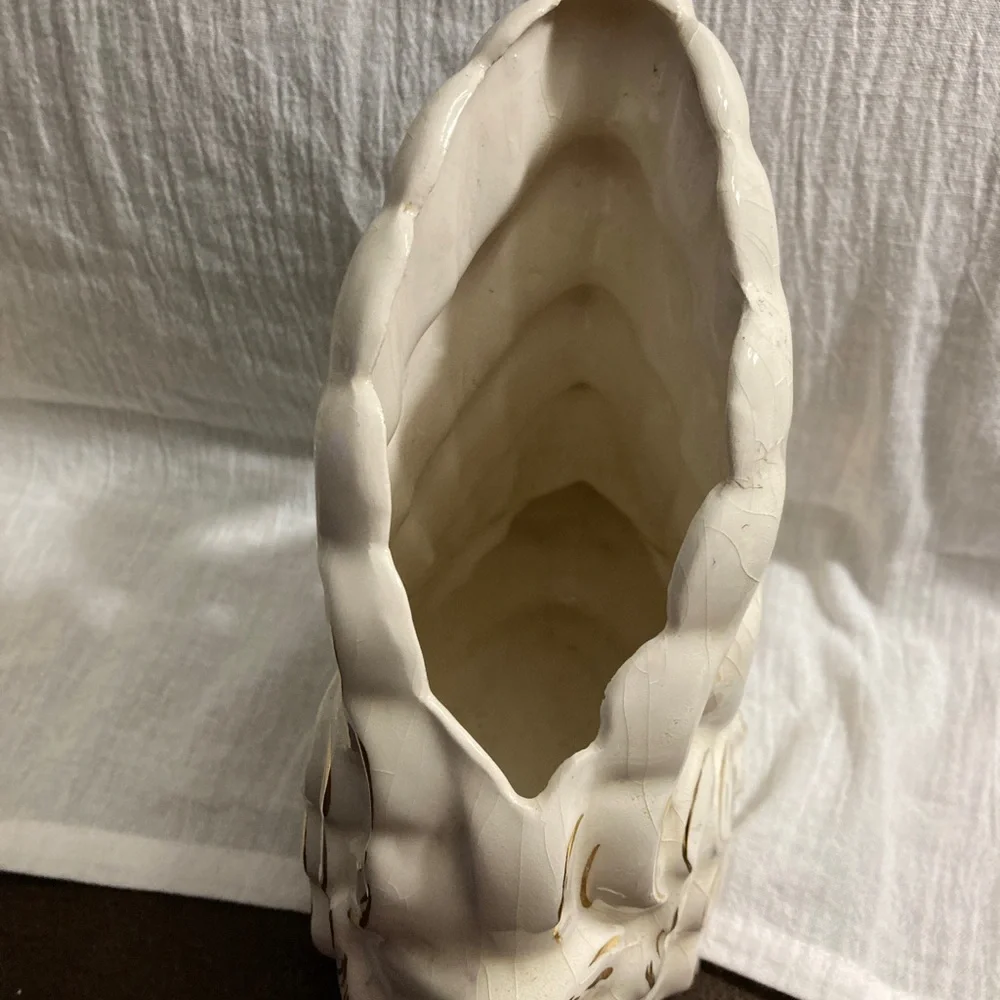 Vintage Ceramic Swan Planter Vase Gilded Iridescent Succulent 9 Inches Tall - Picture 5 of 7